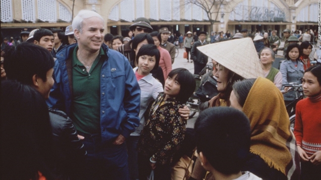 John McCain: 'Tôi là của đất nước tôi' John McCain: 'Toi la cua dat nuoc toi'
