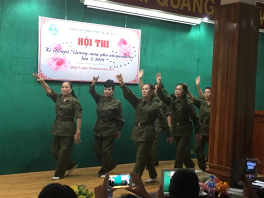 Quận 1: Giới thiệu những gương sáng phụ nữ về các Chi, Tổ hội Quan 1: Gioi thieu nhung guong sang phu nu ve cac Chi, To hoi