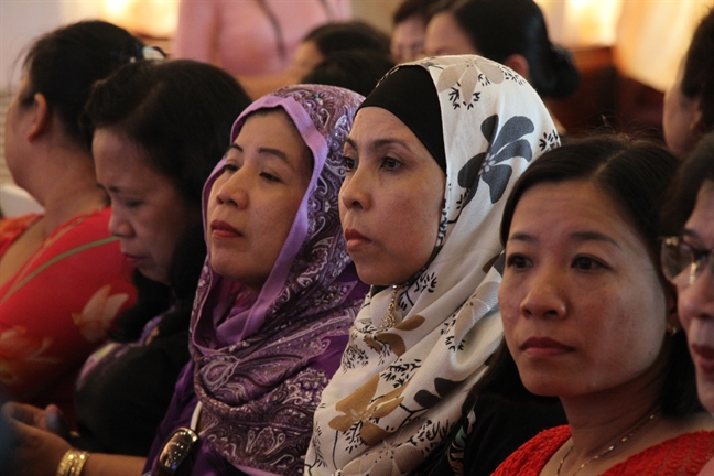 Hội LHPN TP.HCM: Tổng kết 10 năm thực hiện mô hình Chi hội chủ động công tác Hoi LHPN TP.HCM: Tong ket 10 nam thuc hien mo hinh Chi hoi chu dong cong tac