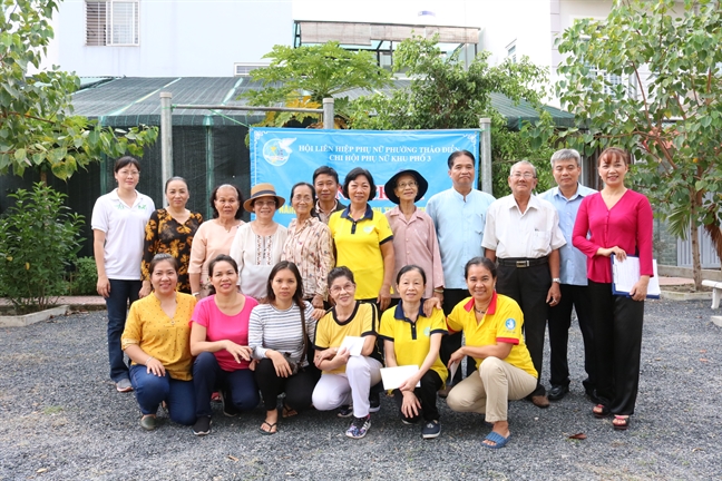 Góp việc nhỏ cho niềm vui lớn Gop viec nho cho niem vui lon