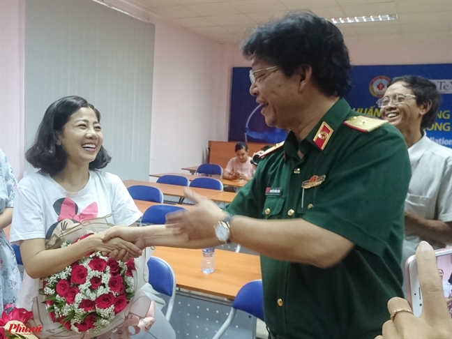 Diễn viên Mai Phương được xuất viện Dien vien Mai Phuong duoc xuat vien