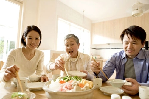 Mẹ giận con dâu, quyết chia đôi căn bếp Me gian con dau, quyet chia doi can bep