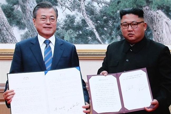 Cái kết đẹp và bất ngờ cho ngày cuối hội nghị thượng đỉnh Hàn -Triều Cai ket dep va bat ngo cho ngay cuoi hoi nghi thuong dinh Han -Trieu