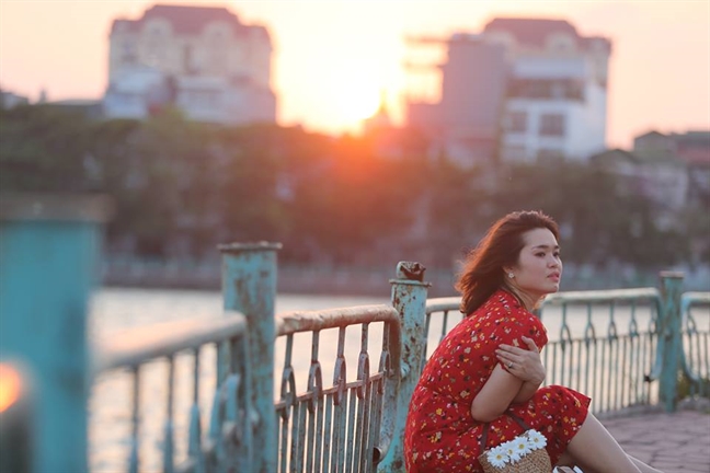 Hành trình biến địa ngục hôn nhân thành thánh địa tình yêu của người đàn bà 8X Hanh trinh bien dia nguc hon nhan thanh thanh dia tinh yeu cua nguoi dan ba 8X