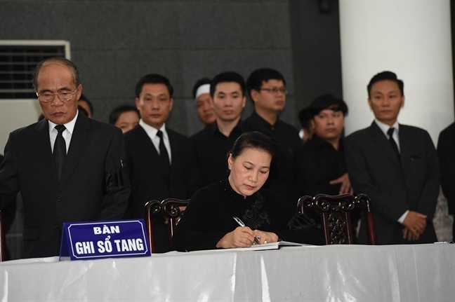 Lãnh đạo Đảng, Nhà nước xúc động ghi sổ tang thương tiếc Chủ tịch nước Trần Đại Quang Lanh dao Dang, Nha nuoc xuc dong ghi so tang thuong tiec Chu tich nuoc Tran Dai Quang