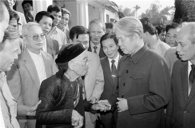 Dấu ấn sự nghiệp của nguyên Tổng bí thư Đỗ Mười qua ảnh Dau an su nghiep cua nguyen Tong bi thu Do Muoi qua anh