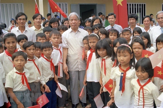 Dấu ấn sự nghiệp của nguyên Tổng bí thư Đỗ Mười qua ảnh Dau an su nghiep cua nguyen Tong bi thu Do Muoi qua anh