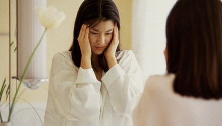 Mười năm hôn nhân, chồng chỉ lo 'đối ngoại' Muoi nam hon nhan, chong chi lo 'doi ngoai'