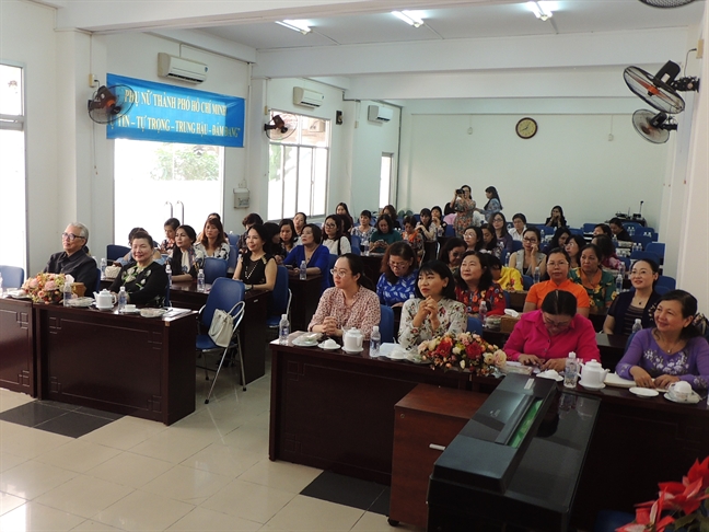 Hội Nữ trí thức TP.HCM: Phát triển hơn 200 hội viên Hoi Nu tri thuc TP.HCM: Phat trien hon 200 hoi vien