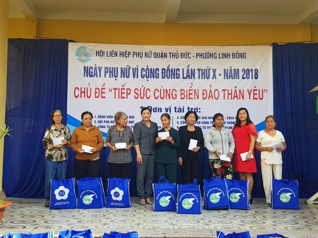 Quận Thủ Đức: Tặng 50 phần quà cho hội viên phụ nữ dân tộc, tôn giáo Quan Thu Duc: Tang 50 phan qua cho hoi vien phu nu dan toc, ton giao