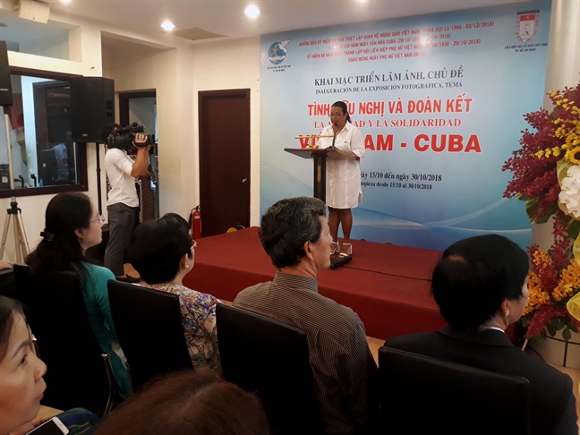 Triển lãm ảnh chủ đề 'Tình hữu nghị và đoàn kết Việt Nam-Cuba' Trien lam anh chu de 'Tinh huu nghi va doan ket Viet Nam-Cuba'