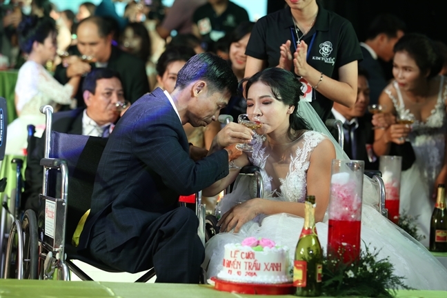 'Giấc mơ' có thật của 40 cặp đôi khuyết tật 'Giac mo' co that cua 40 cap doi khuyet tat