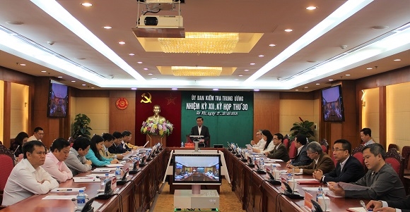 Nhiều tướng công an liên quan đến vi phạm ở Tổng cục Cảnh sát Nhieu tuong cong an lien quan den vi pham o Tong cuc Canh sat