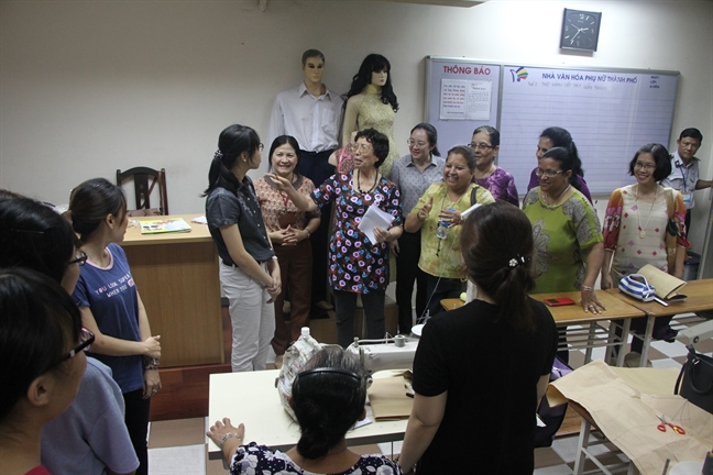 Hội LHPN TP.HCM tiếp Liên đoàn Phụ nữ Cuba thăm TP.HCM Hoi LHPN TP.HCM tiep Lien doan Phu nu Cuba tham TP.HCM