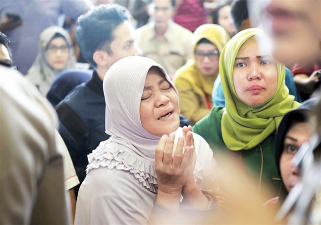 Vụ rơi máy bay Indonesia: Không có phép mầu cho những 'con sư tử' kém an toàn Vu roi may bay Indonesia: Khong co phep mau cho nhung 'con su tu' kem an toan