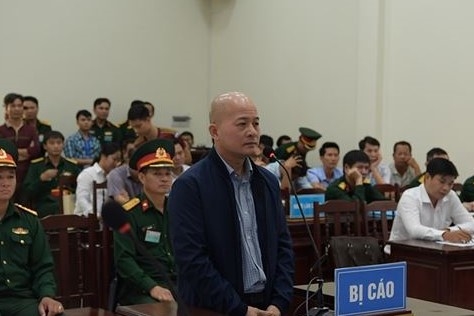 Út 'trọc' nhận bản án 12 năm tù trong phiên tòa phúc thẩm Ut 'troc' nhan ban an 12 nam tu trong phien toa phuc tham