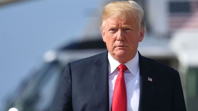 Tổng thống Trump sẽ điều 15.000 binh sĩ tới biên giới đối phó người di cư Tong thong Trump se dieu 15.000 binh si toi bien gioi doi pho nguoi di cu