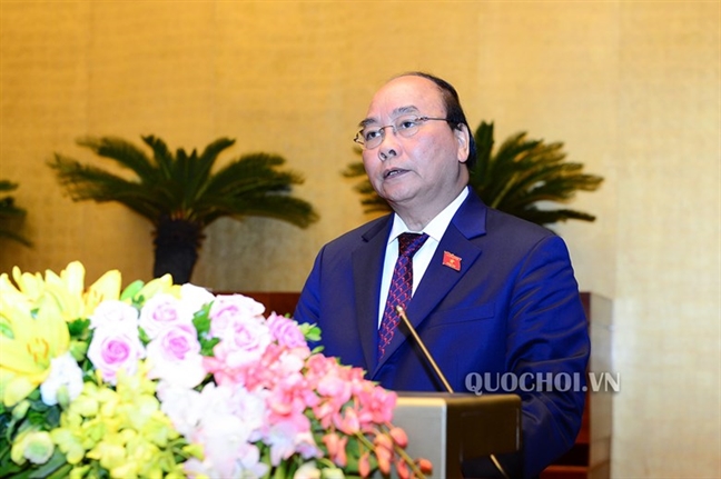 Thủ tướng Nguyễn Xuân Phúc: Cần rút kinh nghiệm sâu sắc vụ Con Cưng và đổi 100 USD Thu tuong Nguyen Xuan Phuc: Can rut kinh nghiem sau sac vu Con Cung va doi 100 USD