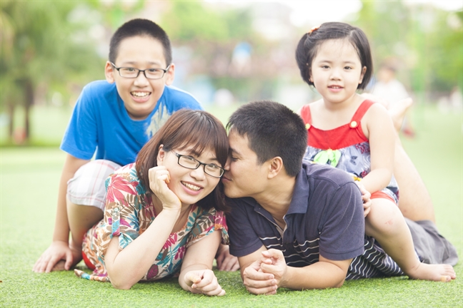Mẹ đã sai rồi, khi nghĩ rằng thương con thì cho roi, cho vọt! Me da sai roi, khi nghi rang thuong con thi cho roi, cho vot!