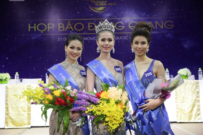 Phương Khánh: Hành trình từ Á hậu Biển đến đăng quang ‘Hoa hậu Trái đất 2018’ Phuong Khanh: Hanh trinh tu A hau Bien den dang quang ‘Hoa hau Trai dat 2018’