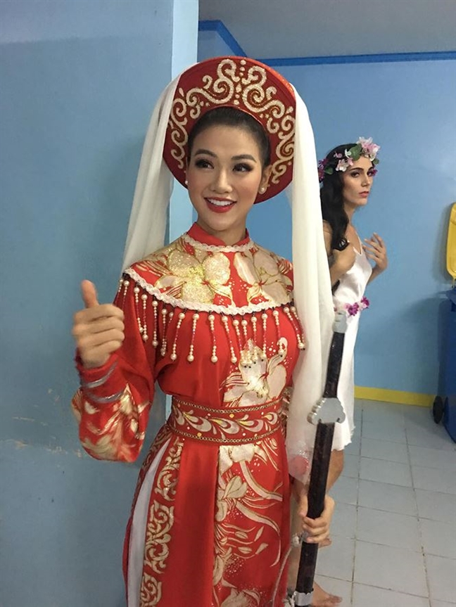 Phương Khánh: Hành trình từ Á hậu Biển đến đăng quang ‘Hoa hậu Trái đất 2018’ Phuong Khanh: Hanh trinh tu A hau Bien den dang quang ‘Hoa hau Trai dat 2018’