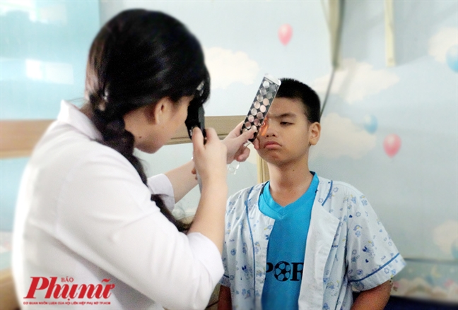 Bệnh viện Mắt TP.HCM bỏ sót nhiều quy trình mổ mắt Benh vien Mat TP.HCM bo sot nhieu quy trinh mo mat