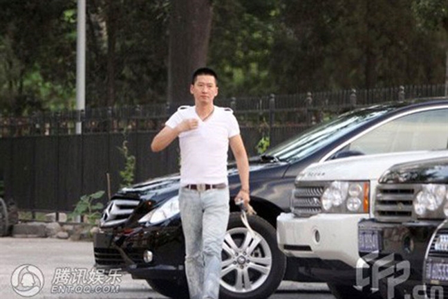 'Nhĩ Khang' Châu Kiệt: Hạnh phúc, bình yên sau quá khứ tăm tối 'Nhi Khang' Chau Kiet: Hanh phuc, binh yen sau qua khu tam toi