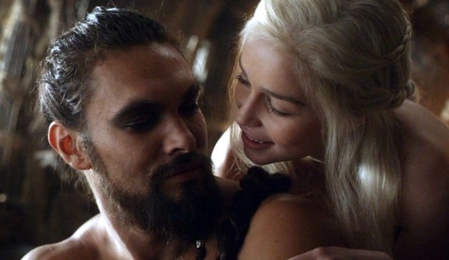 Phía sau các cảnh nóng trong ‘Game of Thrones’ Phia sau cac canh nong trong ‘Game of Thrones’