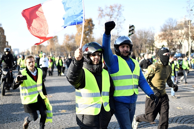 Tổng thống Pháp Macron và phép thử khó trên sân nhà Tong thong Phap Macron va phep thu kho tren san nha