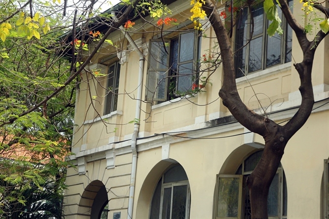 Tiến sĩ Nguyễn Thị Hậu: 'Ngành du lịch không thể đổ thừa cho ngành khác' Tien si Nguyen Thi Hau: 'Nganh du lich khong the do thua cho nganh khac'