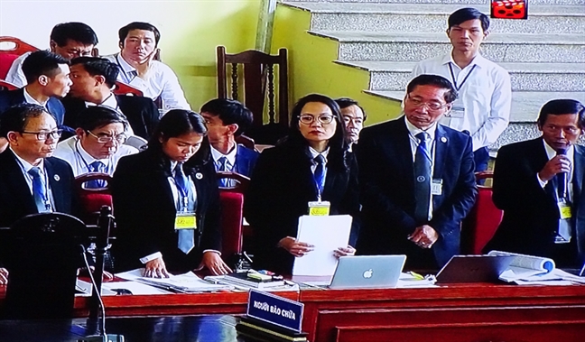 Luật sư xin giảm tội cho 'ông trùm' Nguyễn Văn Dương Luat su xin giam toi cho 'ong trum' Nguyen Van Duong