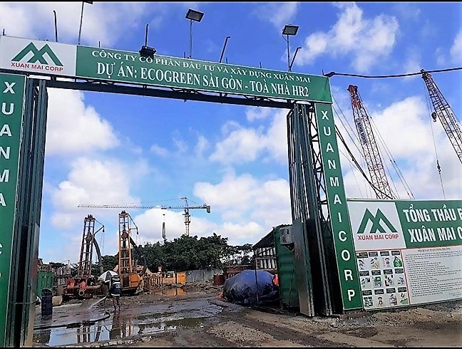 Giao dịch đìu hiu, giá căn hộ cao cấp vẫn đẩy cao ngất ngưởng Giao dich diu hiu, gia can ho cao cap van day cao ngat nguong