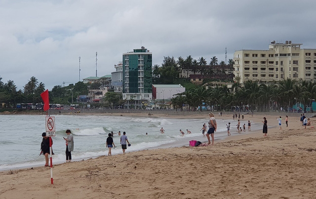 Đừng đón bão như đánh lô tô với số phận Dung don bao nhu danh lo to voi so phan