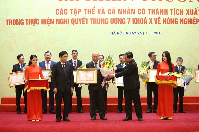 Vinamilk – Doanh nghiệp hướng đến sự phát triển bền vững Vinamilk – Doanh nghiep huong den su phat trien ben vung