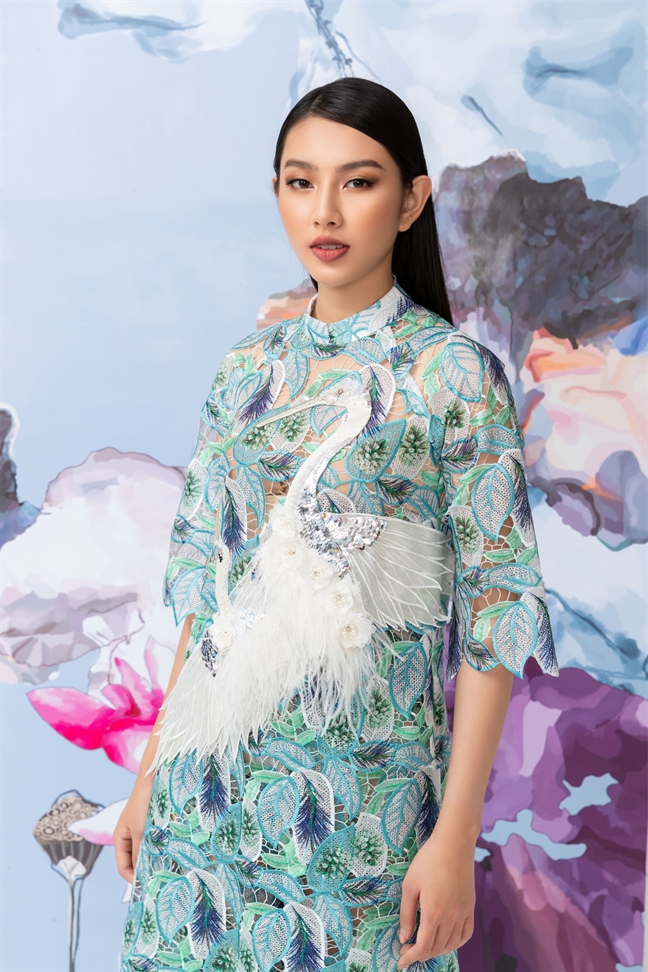 10 mẫu áo dài cách tân trẻ trung, năng động cho mùa lễ hội cuối năm 10 mau ao dai cach tan tre trung, nang dong cho mua le hoi cuoi nam