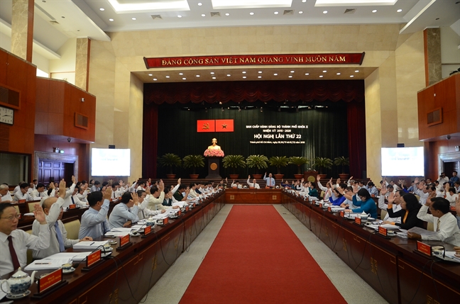 Bí thư Thành ủy Nguyễn Thiện Nhân bức xúc vì chậm giải ngân chống ngập nước Bi thu Thanh uy Nguyen Thien Nhan buc xuc vi cham giai ngan chong ngap nuoc