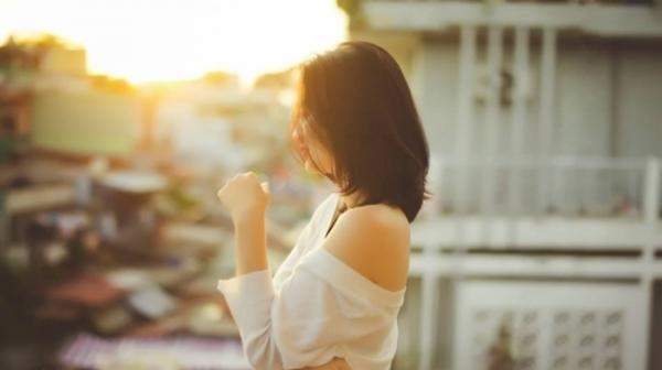 Giữa đỉnh cao sự nghiệp, người phụ nữ quyết định từ bỏ để về nhà… giữ chồng Giua dinh cao su nghiep, nguoi phu nu quyet dinh tu bo de ve nha… giu chong