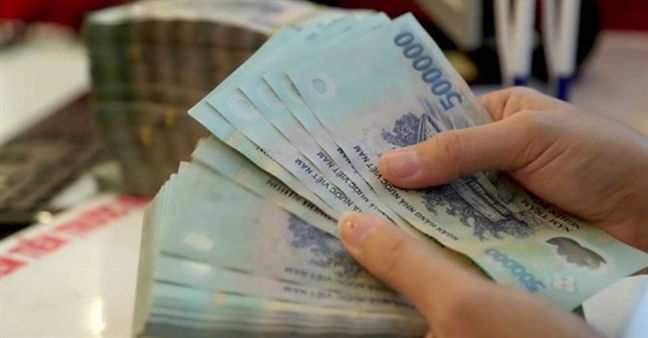 Ngân hàng rục rịch tăng lãi suất, doanh nghiệp 'chới với' Ngan hang ruc rich tang lai suat, doanh nghiep 'choi voi'