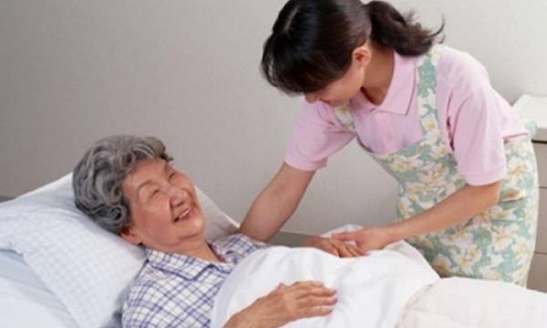 Nhẫn nhịn một đời để làm tròn đạo hiếu với mẹ chồng cay nghiệt Nhan nhin mot doi de lam tron dao hieu voi me chong cay nghiet