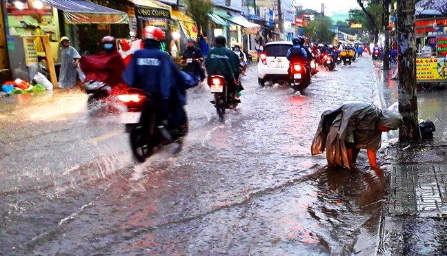 Cử tri đề nghị sớm hoàn thành dự án chống nhập 10.000 tỷ Cu tri de nghi som hoan thanh du an chong nhap 10.000 ty