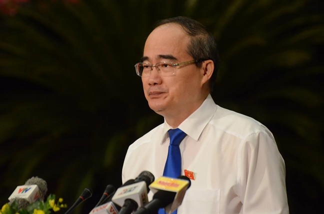 Làm đúng luật, cán bộ sẽ tránh được sáu sai phạm mà Bí thư Thành ủy chỉ ra Lam dung luat, can bo se tranh duoc sau sai pham ma Bi thu Thanh uy chi ra