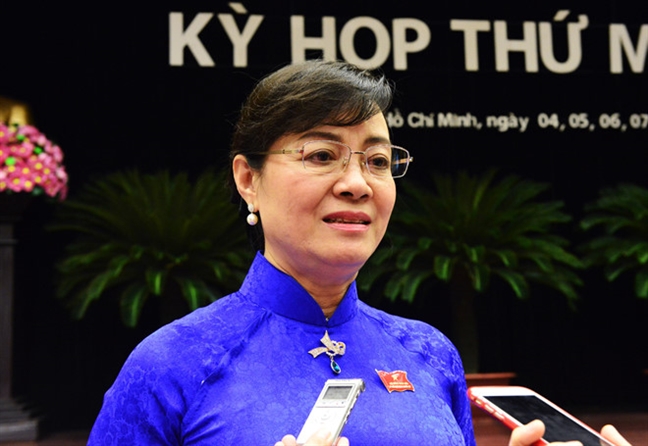 Chủ tịch HĐND Nguyễn Thị Quyết Tâm: Đại biểu khách quan với lá phiếu của mình Chu tich HDND Nguyen Thi Quyet Tam: Dai bieu khach quan voi la phieu cua minh