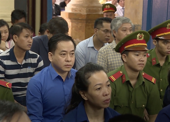 Ông Trần Phương Bình bị đề nghị tù chung thân, Vũ 'nhôm' 15-17 năm tù Ong Tran Phuong Binh bi de nghi tu chung than, Vu 'nhom' 15-17 nam tu