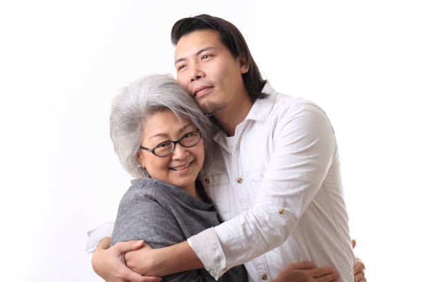 Cạnh tranh báo hiếu Canh tranh bao hieu
