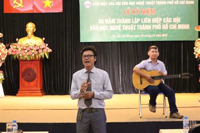 ‘Sân khấu không khán giả là sân khấu chết!’ ‘San khau khong khan gia la san khau chet!’
