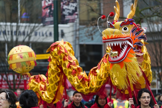 Làn sóng dân Trung Quốc ồ ạt đến Canada Lan song dan Trung Quoc o at den Canada