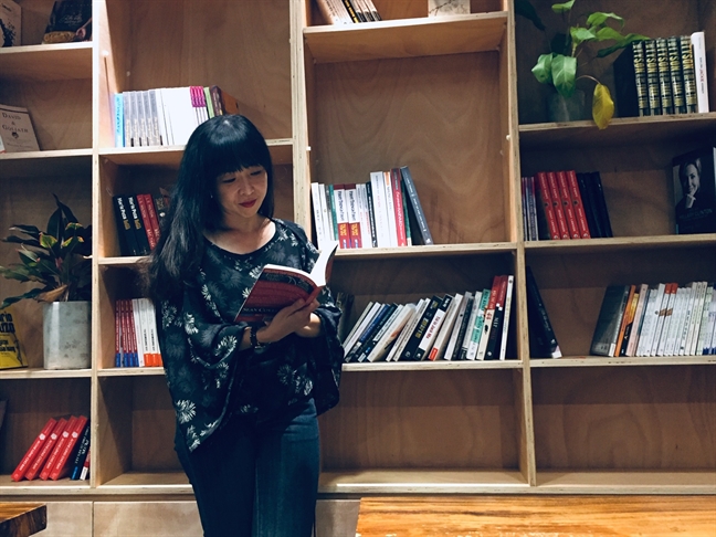 Ca sĩ Ngọc Tuyền: Mất giọng hát, làm mẹ đơn thân và những ngày tự trách Ca si Ngoc Tuyen: Mat giong hat, lam me don than va nhung ngay tu trach
