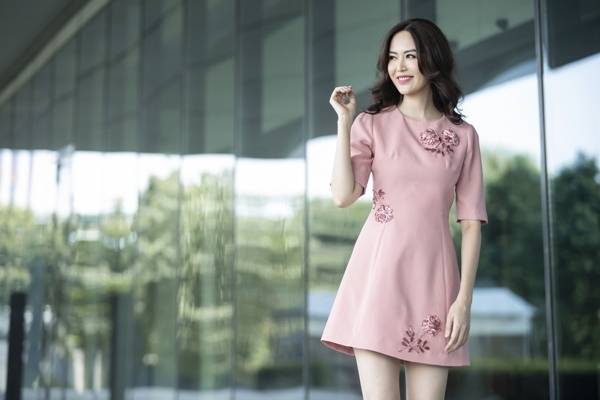 Đời tôi như nở hoa khi lấy được 'gái già' làm vợ Doi toi nhu no hoa khi lay duoc 'gai gia' lam vo