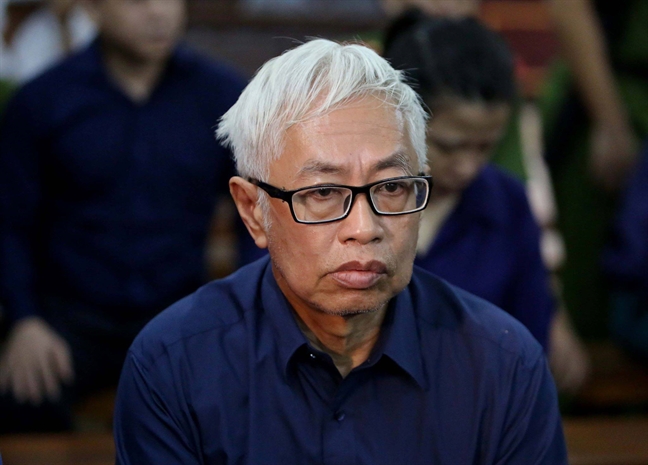 Vũ 'nhôm' lãnh 17 năm tù trong đại án Ngân hàng Đông Á Vu 'nhom' lanh 17 nam tu trong dai an Ngan hang Dong A