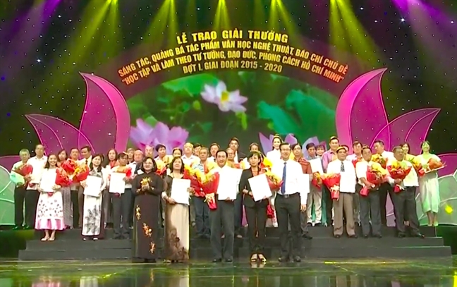 Những sáng tác từ tình yêu dành cho Bác Hồ kính yêu Nhung sang tac tu tinh yeu danh cho Bac Ho kinh yeu